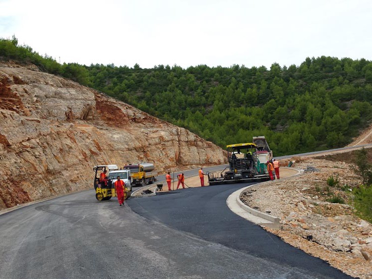 PROJEKTIRANJE Izgradnja pristupne ceste dionica Jelsa-Poljica vit projekt